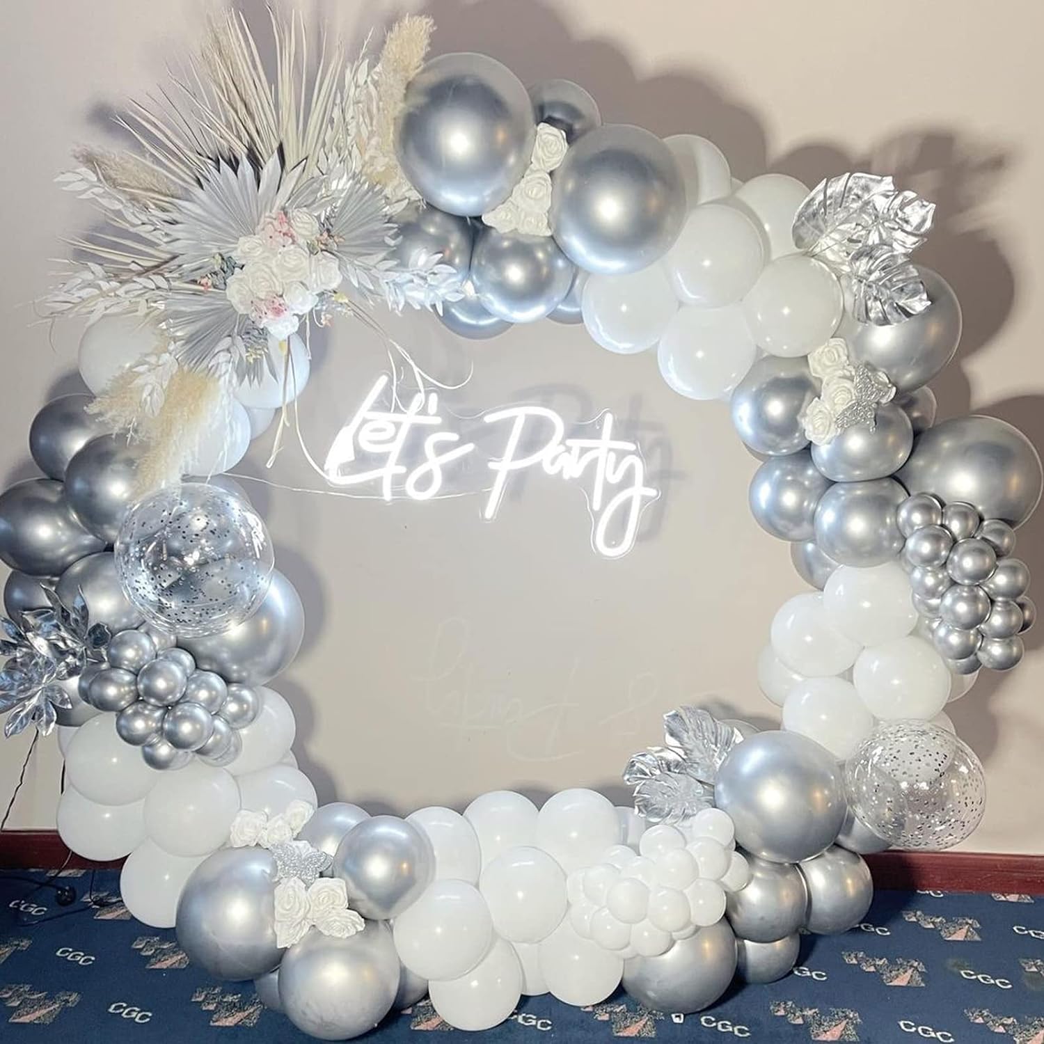 112 Parça Beyaz ve Gümüş Balon - Balloon Arch Kit incelemesi ve fiyatı